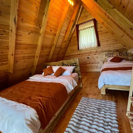 Rizelove Bed & Breakfast Camlihemsin